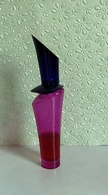 Flacon Vaporisateur  "ROSE CARDIN " De P. CARDIN  EDT 30 Ml VIDE/EMPTY Pour Collection Ou Décoration - Bottles (empty)