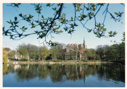 1 AK Germany * Stralsund - Blick über Der Knieperteich Zur St.-Nikolai-Kirche - älteste Kirche Stralsunds - UNESCO Erbe - Stralsund