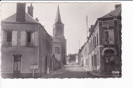 MOULINS-LA-MARCHE - Rue Robergel - Moulins La Marche