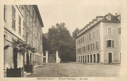 38 - RENAGE - GRANDE FABRIQUE - LA COUR - Renage