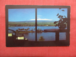 - Snowcapped Maunakea     Hawaii > Hilo  Ref    3561 - Hilo