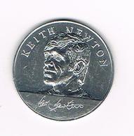 //  TOKEN  KEITH NEWTON   ENGLAND WORLD CUP  SQUAD  MEXICO  1970 ESSO - Souvenirmunten (elongated Coins)