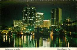 Etats-Unis - Florida - Miami Beach - Reflections At Night - Semi Moderne Grand Format - état - Miami Beach