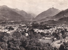 CPSM 10X15. ARGELES -GAZOST (65) Vue Générale ( Aérienne) - Argeles Gazost