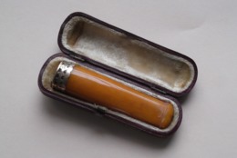 FUME Cigarettes OR Sur ARGENT Avec Etui ( Zie / Voir / See Photo ) Older One In Good Condition +/- 8 Cm. ! - Fume-Cigarettes