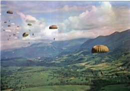 PARACHUTISTES - Parachutting