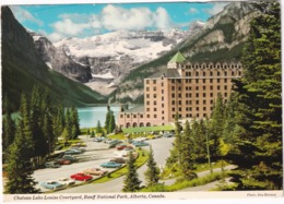 Chateau Lake Louise Courtyard, Banff National Park (Alberta, Canada) - Lake Louise