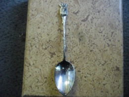 CUILLERE 11,6 Cm En  Métal Argenté - ANGOULEME (Charente - 16) - Spoons