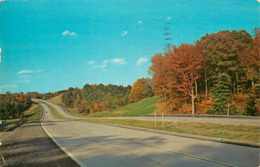 Etats-Unis - West Virginia - Morgantown - This View Shows Completed Section Of 1-79 So Of Morgantown - état - Morgantown