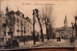 CPA, Brive, Corrèze, 19, Boulevard De La République, Phototypie Bessot Et Guionie, Animée, écrite, - Brive La Gaillarde