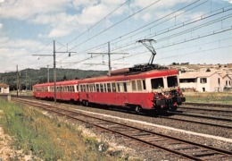 DONZERE - Train Automotrice Triple Z 7100 - Photo J. Melachovic - Donzere