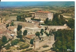 ANSOUIS  ( VAUCLUSE ) LE CHÂTEAU DU X Ieme SIÈCLE , AU FOND LE MASSIF DU LUBERON - Ansouis