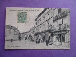 CPA 86 LENCLOITRE PLACE HOTEL DE VILLE COMMERCES PHARMACIE ANIMEE - Lencloitre