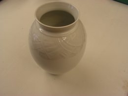 Vase , Hutschenreuther  . - Hutschenreuther (DEU)