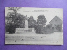 CPA 53 CREZ EN BOUERE MONUMENT COLONEL DE VILLEBOIS MAREUIL - Crez En Bouere