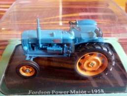 TRACTEUR POWER FORDSON MAJOR 1958 ECHELLE 1/64EME OU 1/67EME - Otros & Sin Clasificación