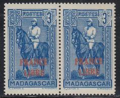 ** MADAGASCAR - ** - N°243 - 3c Bleu - Paire - TB - Autres & Non Classés