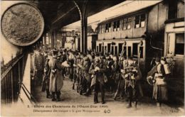 CPA PARIS Greve Des Cheminots De L'Ouest Etat 1910 Gare Montparnasse (971909) - Grèves