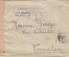 LETTRE. MADAGASCAR. 1944. TANANARIVE POUR TAMATAVE. TAXE DE FORTUNE POSTE 1,50Fr + BANDE ET CACHET CENSURE / 2 - Lettres & Documents