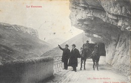 Le Vercors (Drôme) Route Des Grands Goulets - Collection P. Peyrouze, Carte Animée (fiacre) N° 338 - Les Grands Goulets