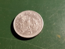 5 Pence 1990 - 5 Pence & 5 New Pence