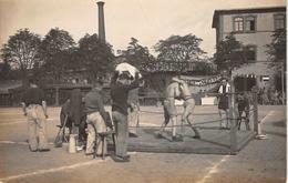 Thème: Sport  Boxe      Un  Combat Dans Une Caserne  Carte Photo           (voir Scan) - Boxe