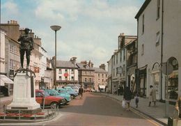 UK - Kendal - Market Square - Cars - Kendal