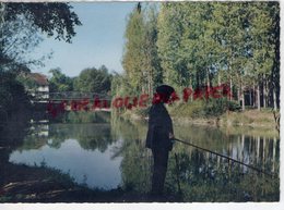 46- BRETENOUX EN QUERCY - SUR LES BORDS DE LA CERE - PECHE A LA LIGNE  LOT - Bretenoux