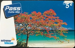 ANTILLES FRANCAISES - Prepaid - Outremer Telecom - PASS Outre-Mer  5 Euros - Antilles (Françaises)