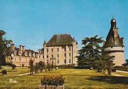 BONNES. - Château De Touffou.- Le Donjon De Refuge- Les Tours . CPM Dentelée - Chateau De Touffou