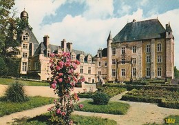 BONNES. - Château De Touffou. CPM Dentelée - Chateau De Touffou