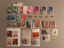 Lotto Di Francobolli Vaticano NUOVI (26 Valori + 9 Doppi) E 14 USATI In OMAGGIO - Collections