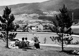 (135) CPSM  Moutier Piscine Municipale  (Bon Etat) - Moutier