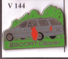 V144  Pin's  FORD ESCORT CLIPPER Achat Immédiat - Ford