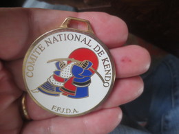 MEDAILLE F.F.J.D.A COMITE NATIONAL DE KENDO - Sports De Combat