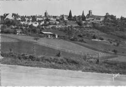 89 - VEZELAY : Vu De La Route De St Père - CPSM Village ( 430 Habitants ) Dentelée Noir Et Blanc Grand Format - Yonne - Vezelay