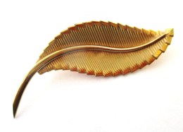 BROCHE BIJOU MURAT OR PLAQUE EN FORME DE FEUILLE - Other & Unclassified