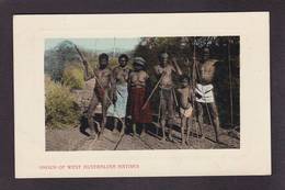 CPA Australie Australia Aborigène écrite Nu Nude Féminin - Aborigenes