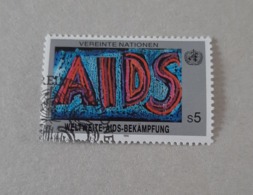 N° 104       Lutte Mondiale Contre Le SIDA - Gebruikt