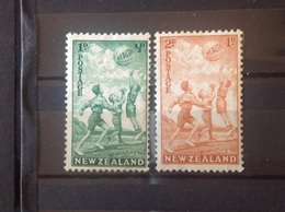 New Zealand 1940 Health Issue Mint SG 626-7 Sc B16-7 - Unused Stamps