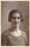 Carte Postale Photo Portrait De Jeune Femme - A Identificar