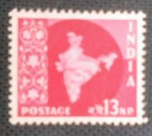 134A. INDIA 1957 (2NP + 13NP) 02 DIFF STAMP FROM MAP SERIES . MNH - Neufs