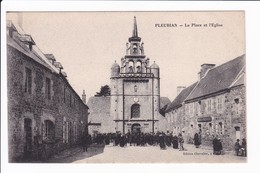 PLEUBIAN - La Place De L'Eglise - Pleubian