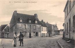 78-TRAPPES- LA RUE DE MONTFORT , VOIR FACTEUR - Trappes