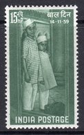 India 1959 Childrens' Day, Hinged Mint, SG 424 (D) - Ungebraucht