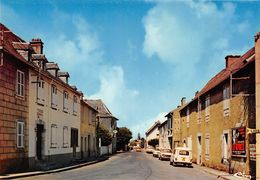 La BARTHE-de-NESTE - Vieux Village - Renault 4L Break - La Barthe De Neste