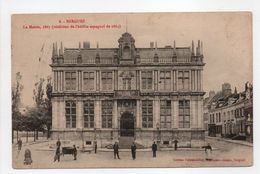 - CPA BERGUES (59) - La Mairie (avec Personnages) - Edition Patoor-Achte N° 8 - - Bergues