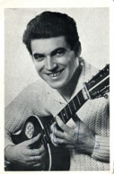 Photo Dédicacée D'Alberto Cortez Et Sa Guitare, Chanteur Et Compositeur Argentin (Mister Sucu-Sucu, Sabor A Mi) - Dédicacées