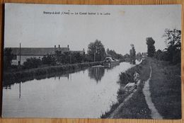 18 : Sury-Léré - Le Canal Latéral à La Loire - Animée : Petite Animation - Petites Taches Jaunatres - (n°17908) - Sury-près-Léré