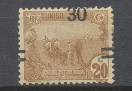 VARIETE TUNISIE N°98 30c Sur 20c Surcharge Très Décalée. Neuf *. Signé. P5038 - Unused Stamps